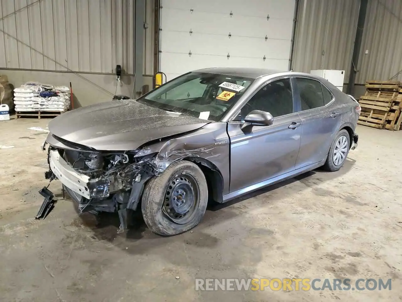 1 Photograph of a damaged car 4T1B31HK3KU005177 TOYOTA CAMRY 2019