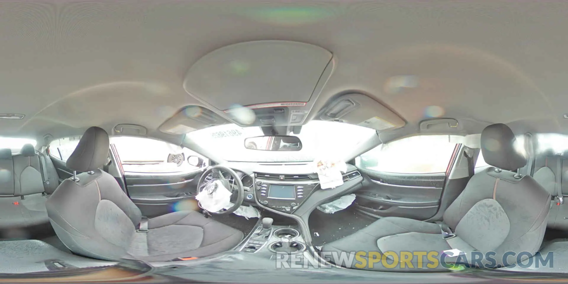 12 Photograph of a damaged car 4T1B31HK3KU512824 TOYOTA CAMRY 2019