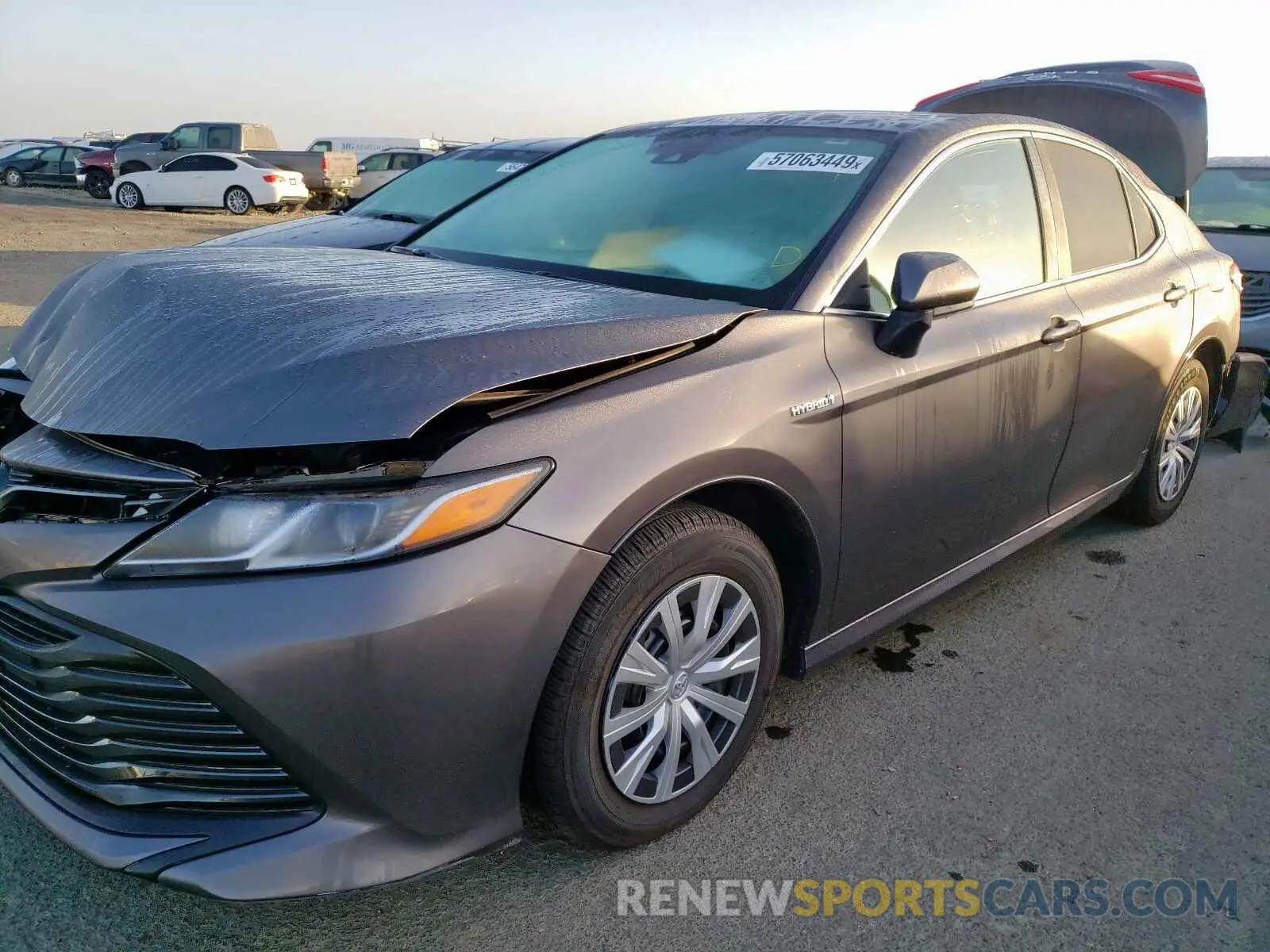 2 Photograph of a damaged car 4T1B31HK3KU513116 TOYOTA CAMRY 2019