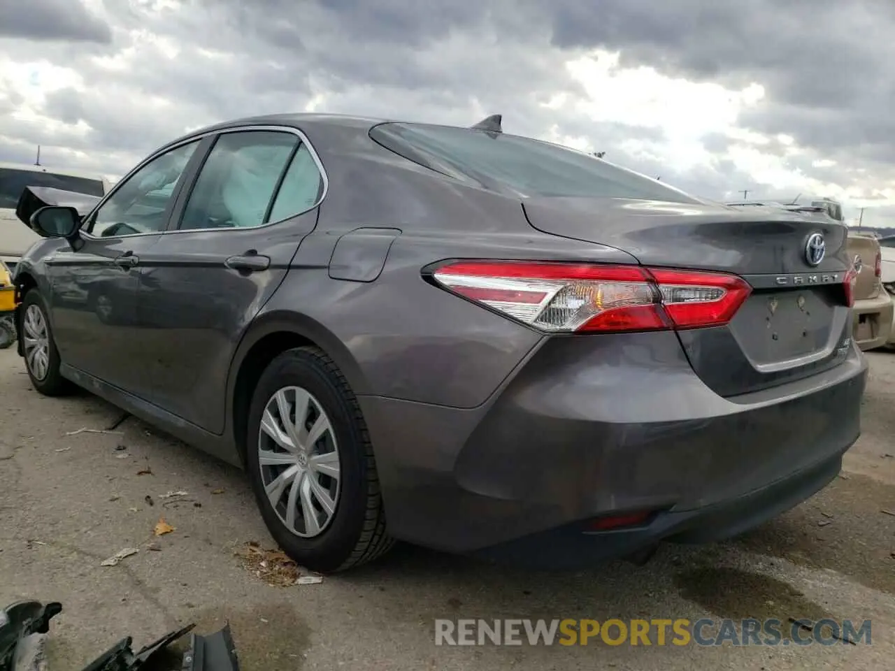 3 Photograph of a damaged car 4T1B31HK3KU513553 TOYOTA CAMRY 2019