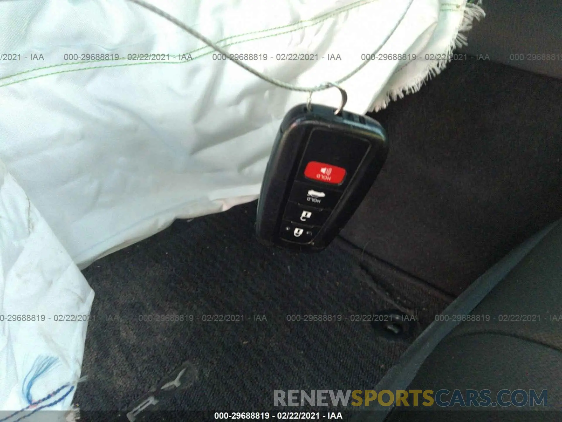 11 Photograph of a damaged car 4T1B31HK4KU007133 TOYOTA CAMRY 2019