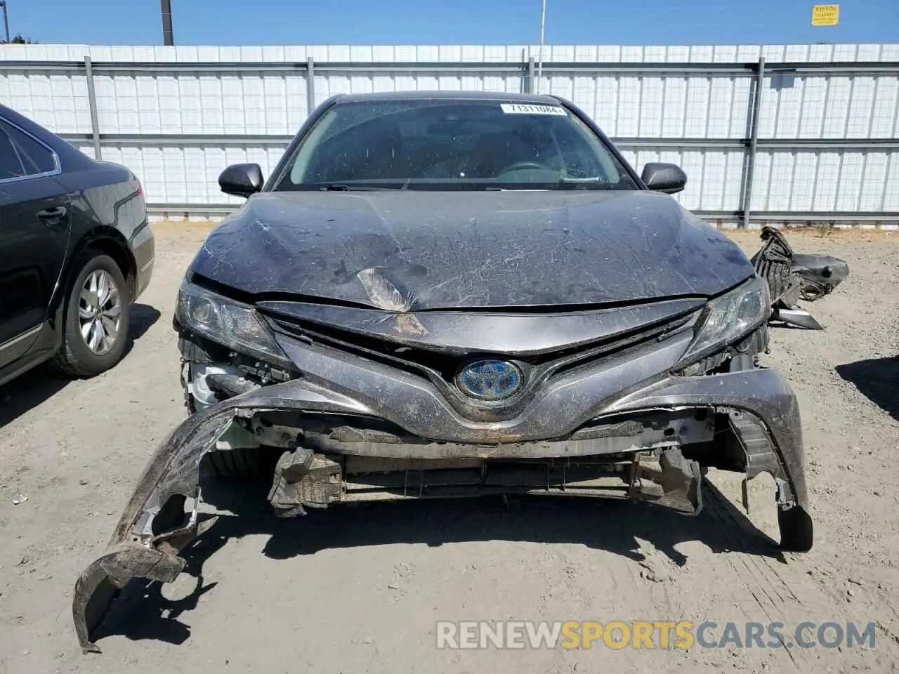 5 Photograph of a damaged car 4T1B31HK4KU514923 TOYOTA CAMRY 2019