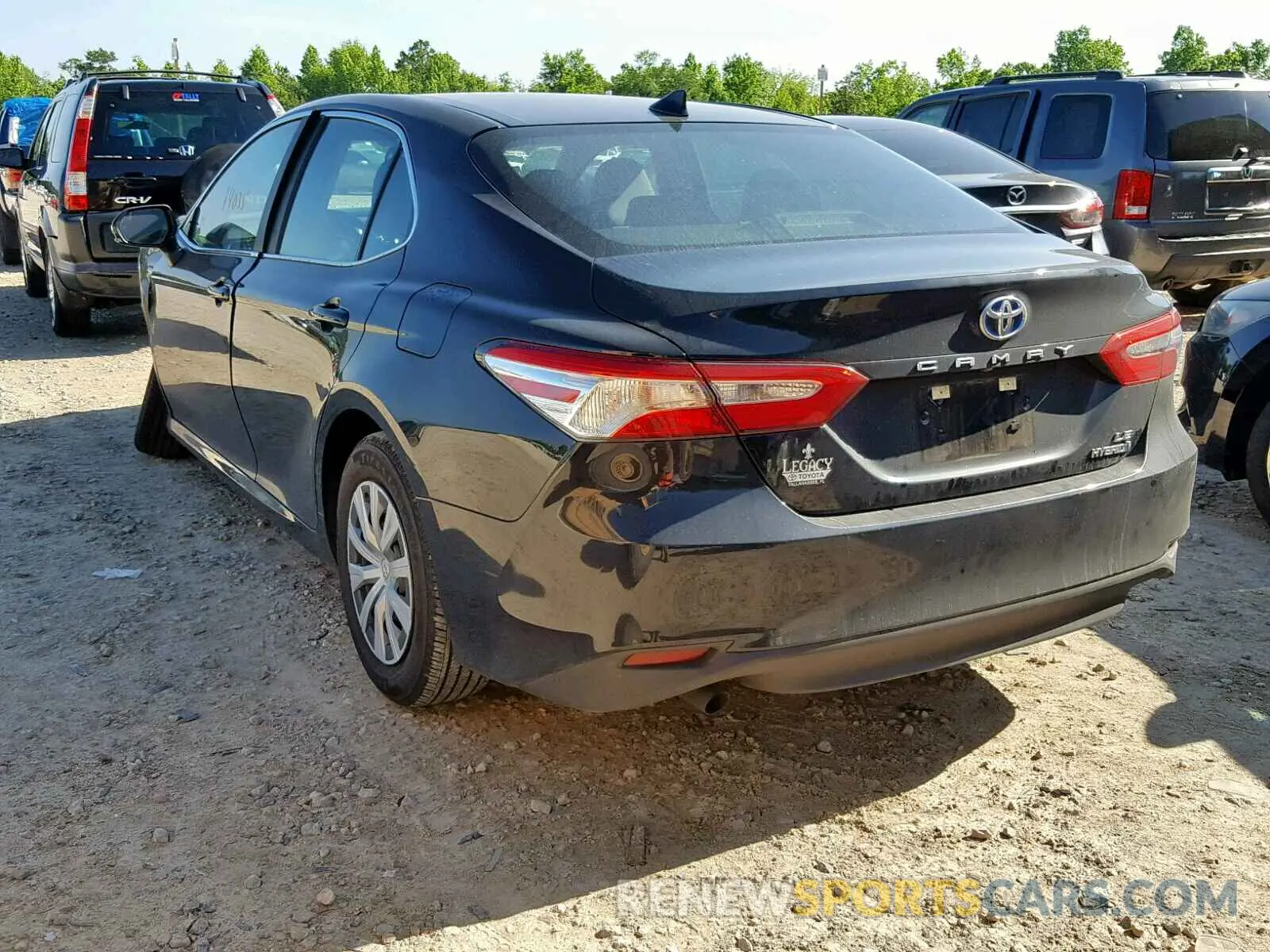 3 Photograph of a damaged car 4T1B31HK5KU511741 TOYOTA CAMRY 2019