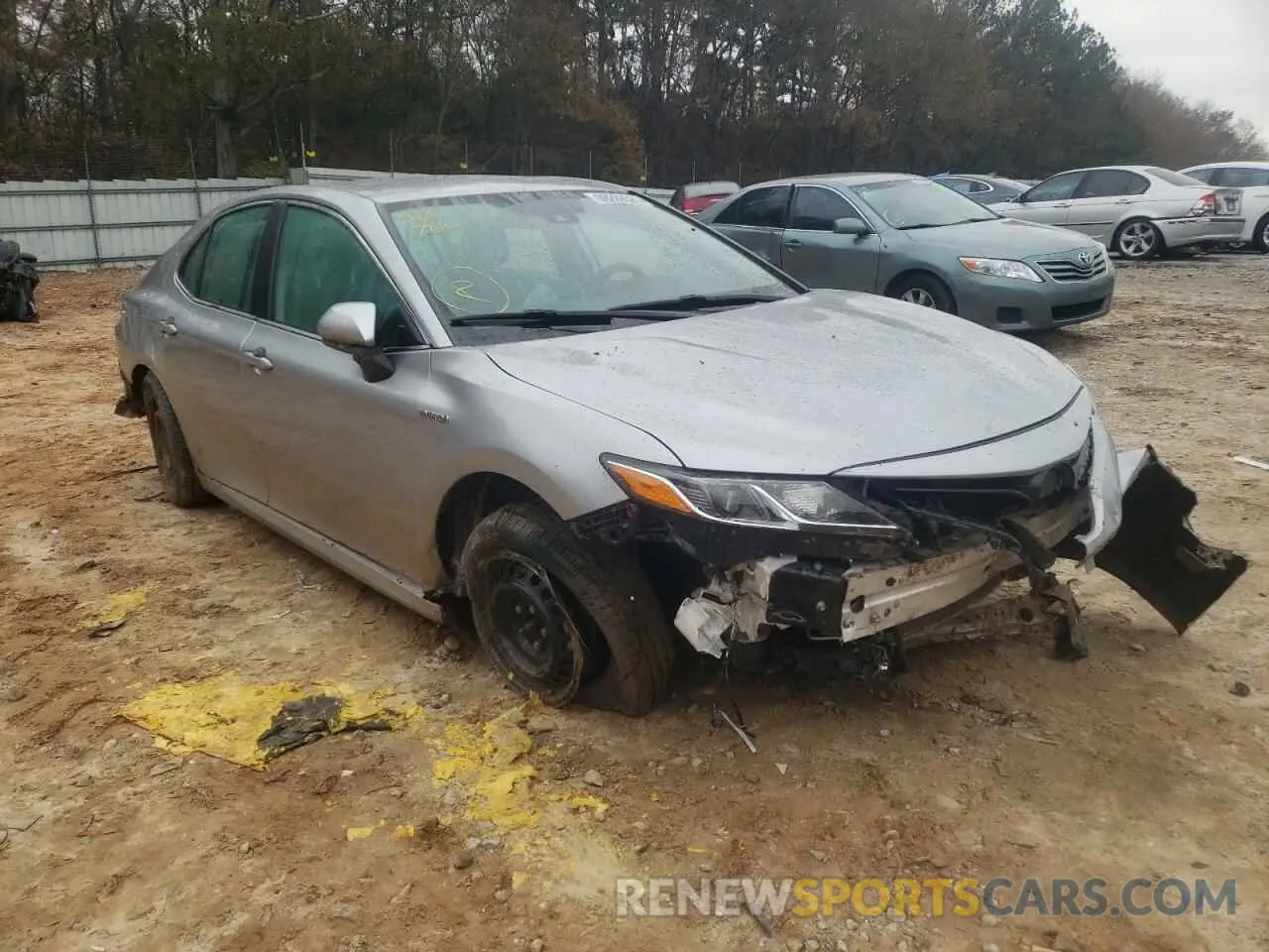 1 Photograph of a damaged car 4T1B31HK8KU509952 TOYOTA CAMRY 2019