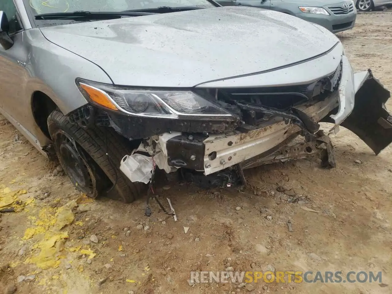 9 Photograph of a damaged car 4T1B31HK8KU509952 TOYOTA CAMRY 2019