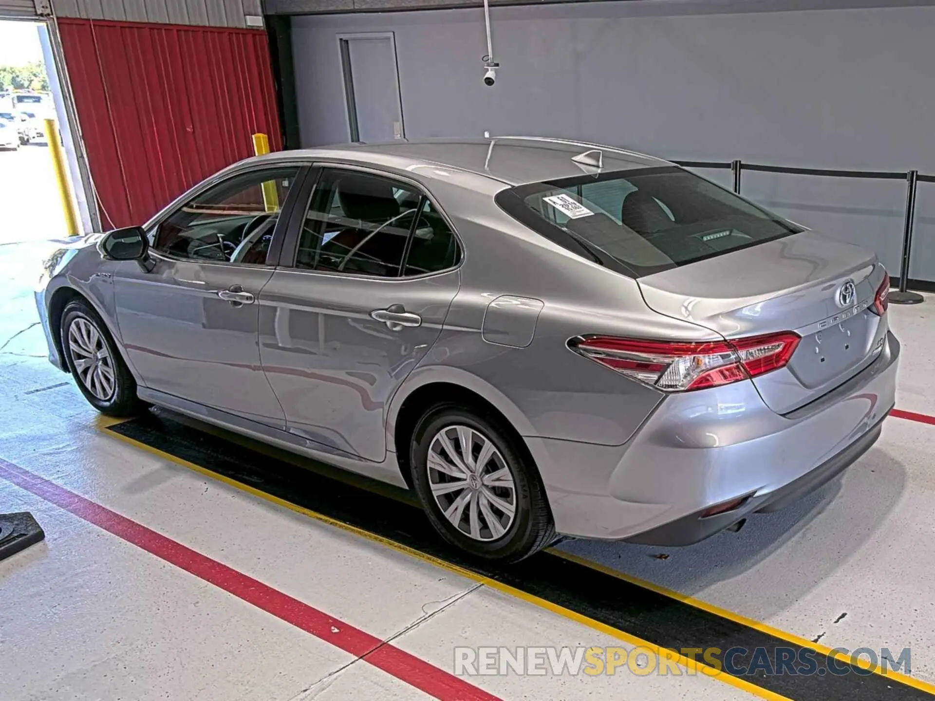 11 Photograph of a damaged car 4T1B31HK8KU514200 TOYOTA CAMRY 2019