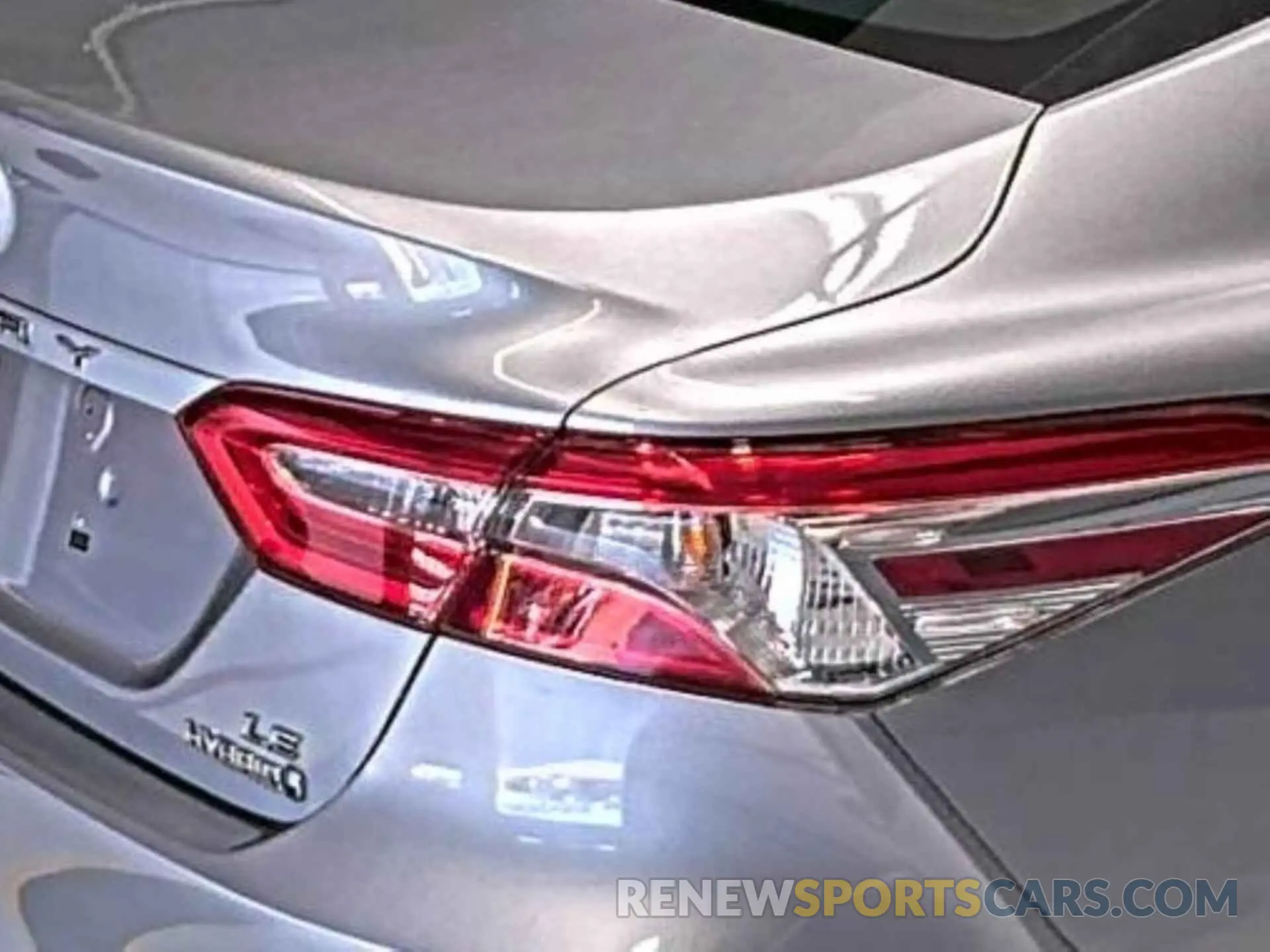 9 Photograph of a damaged car 4T1B31HK8KU514200 TOYOTA CAMRY 2019