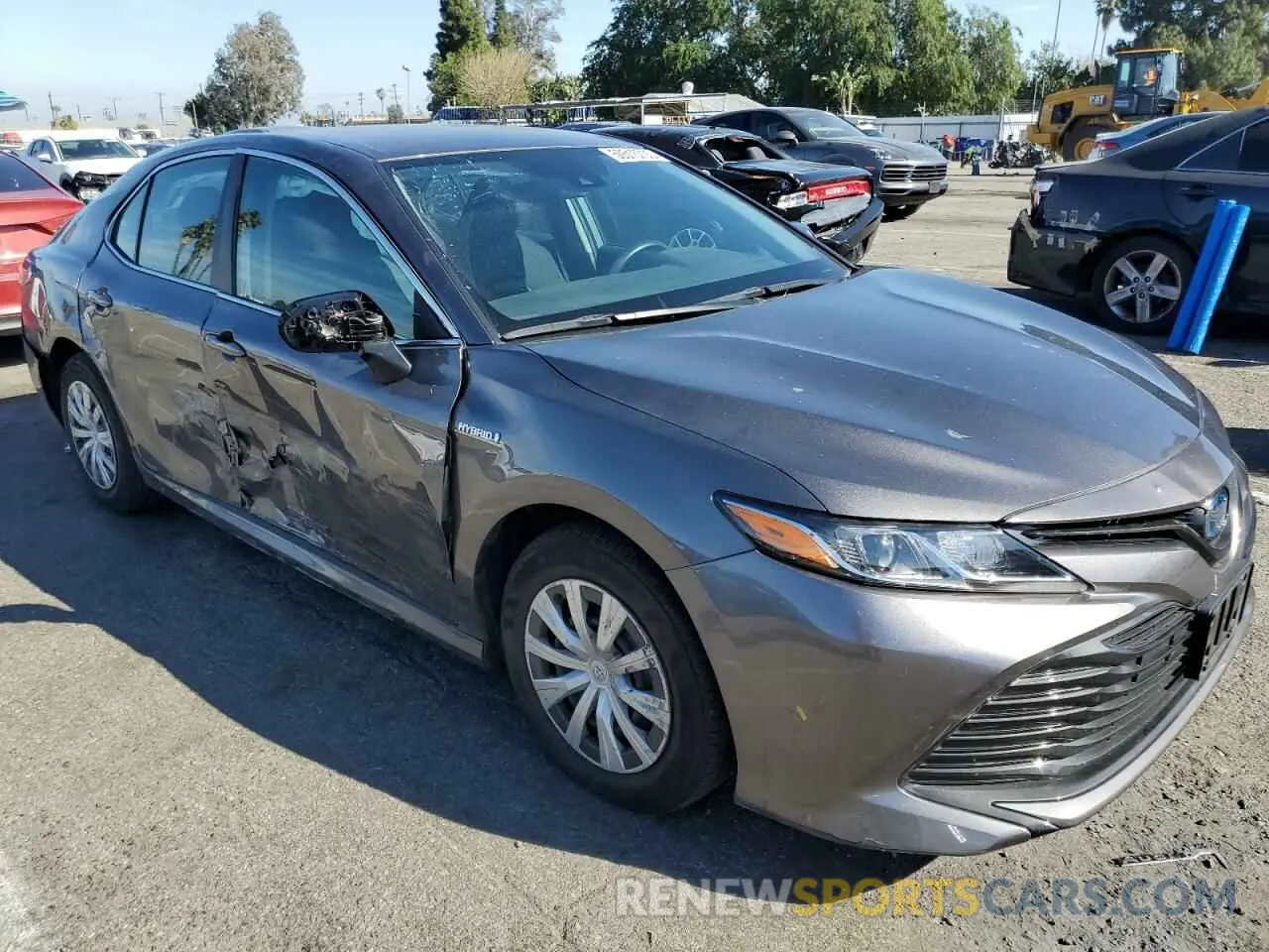 4 Photograph of a damaged car 4T1B31HK8KU517971 TOYOTA CAMRY 2019