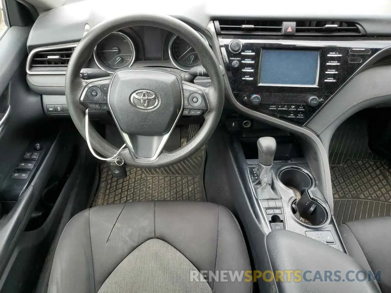 8 Фотография поврежденного автомобиля 4T1B31HK9KU509670 TOYOTA CAMRY 2019