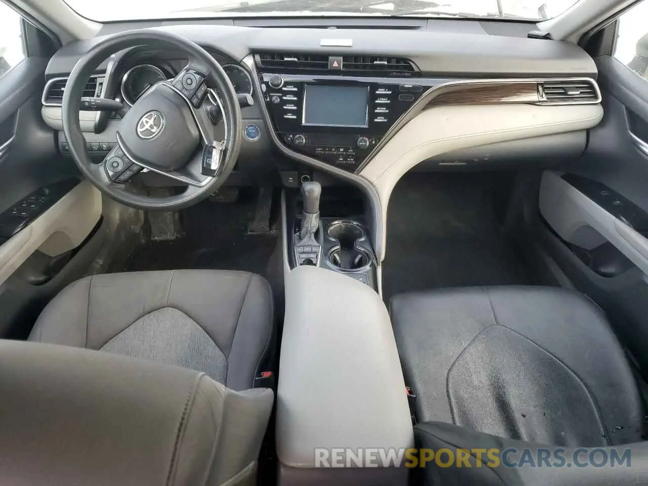8 Фотография поврежденного автомобиля 4T1B31HK9KU510561 TOYOTA CAMRY 2019