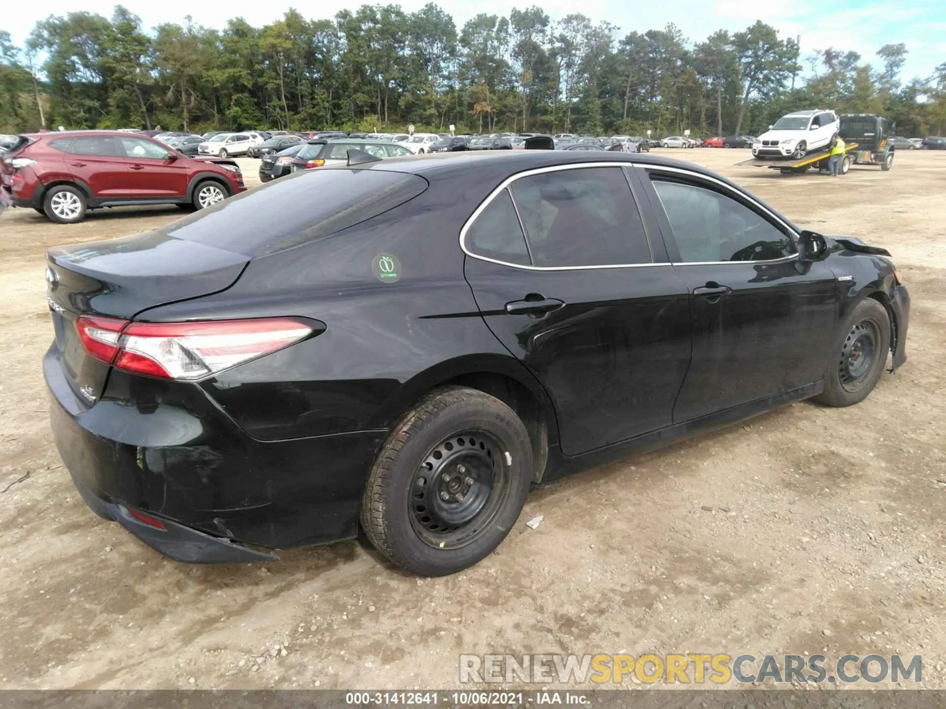 4 Photograph of a damaged car 4T1B31HKXKU005905 TOYOTA CAMRY 2019