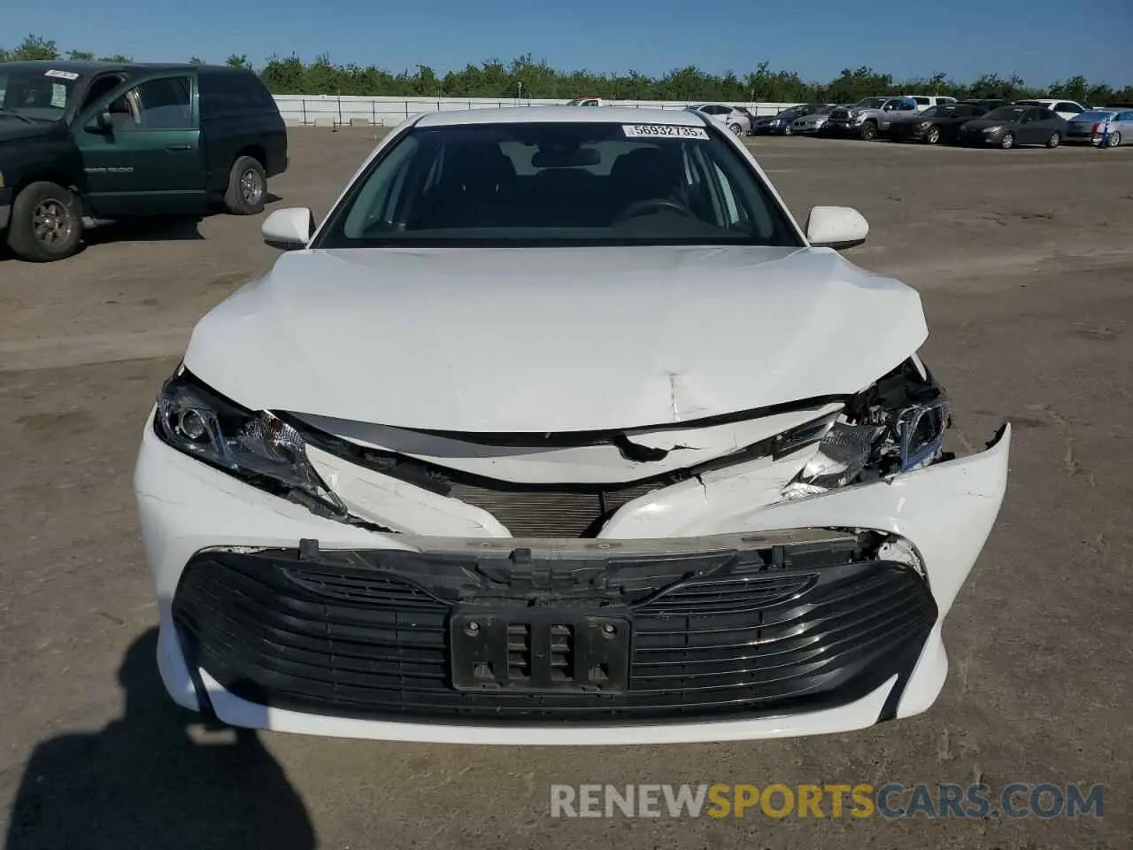 5 Photograph of a damaged car 4T1B31HKXKU008075 TOYOTA CAMRY 2019