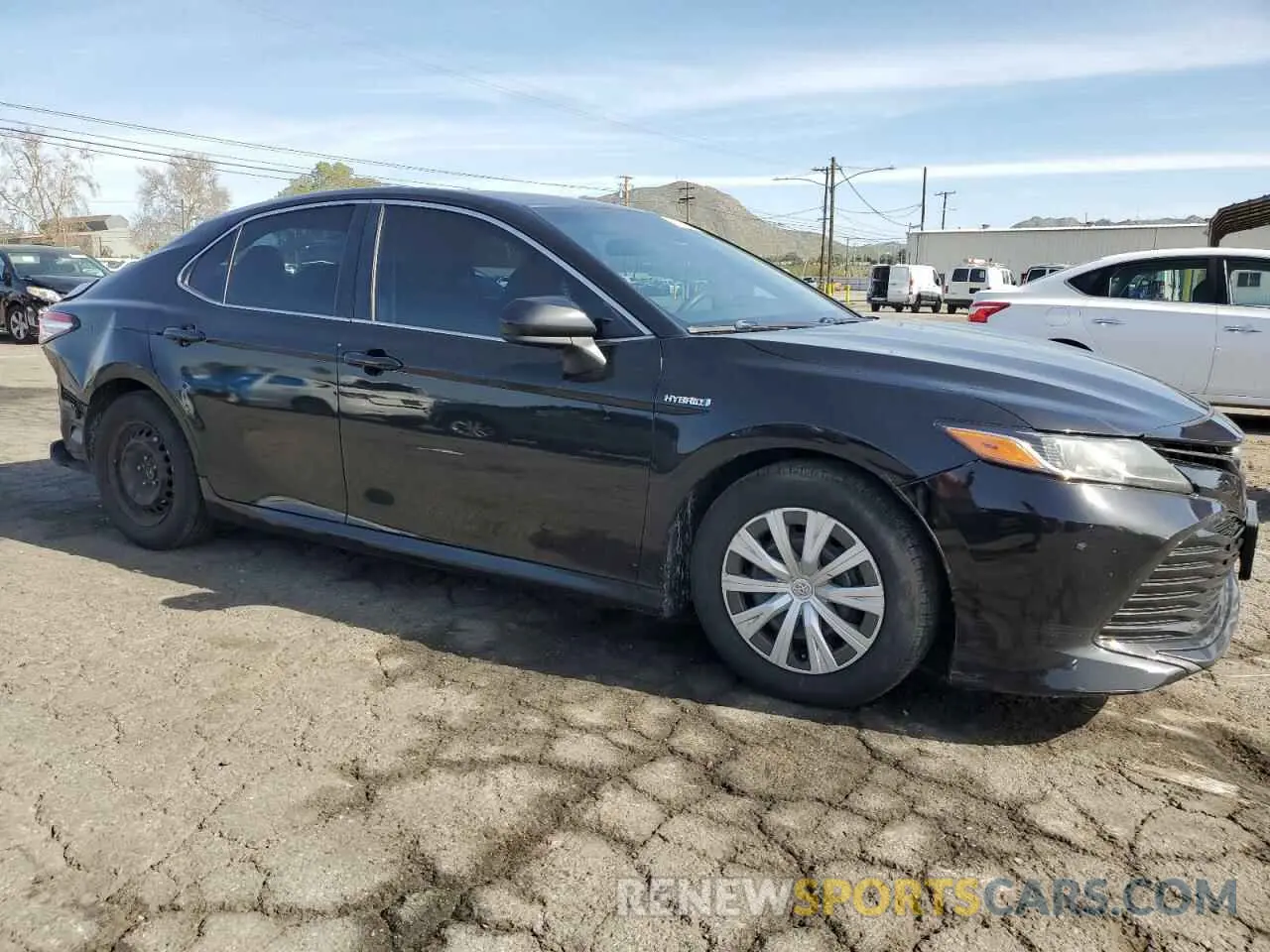 4 Photograph of a damaged car 4T1B31HKXKU510469 TOYOTA CAMRY 2019