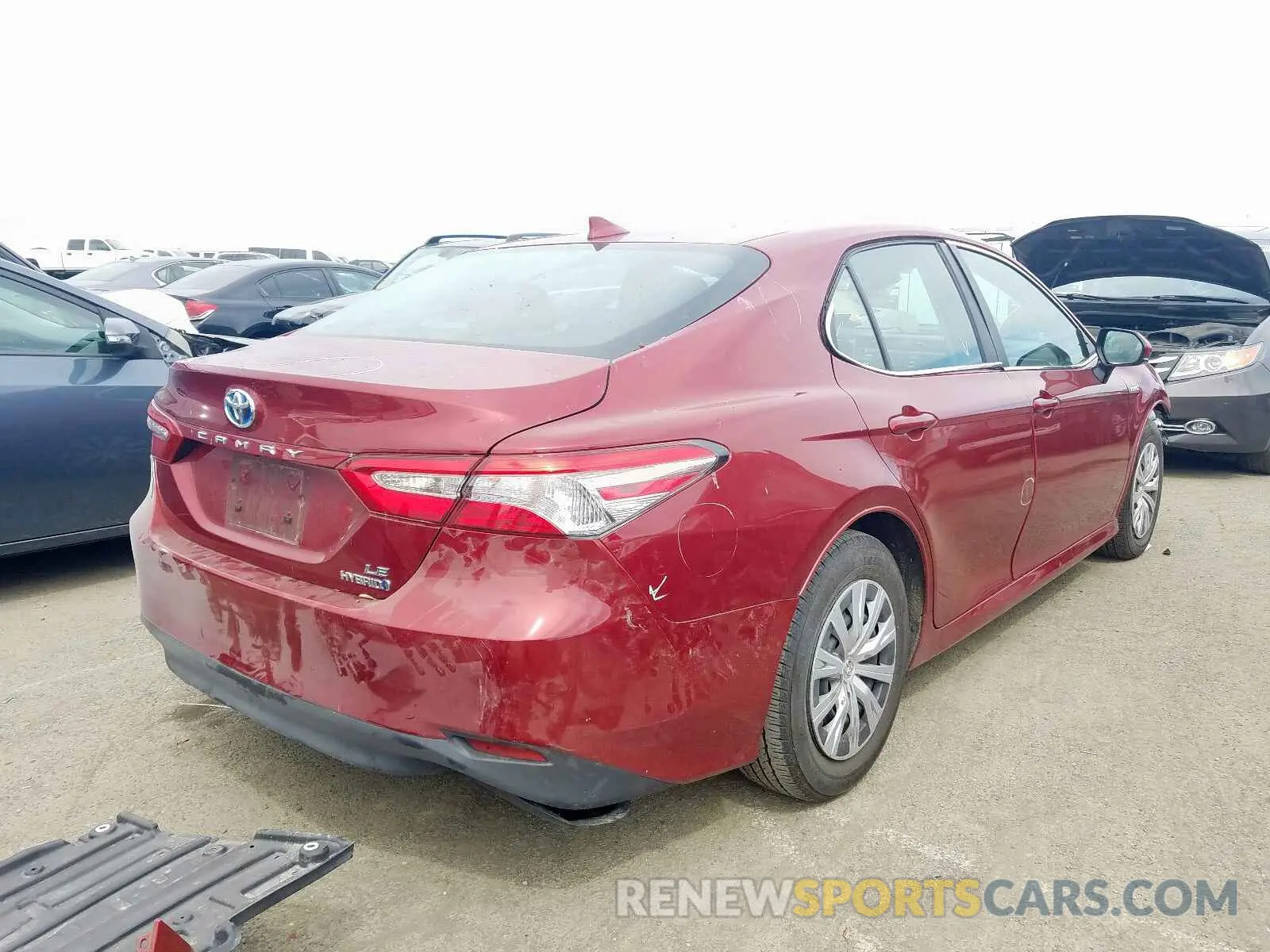4 Photograph of a damaged car 4T1B31HKXKU512495 TOYOTA CAMRY 2019