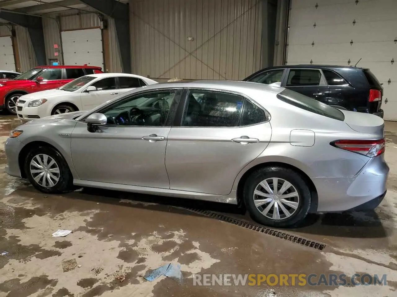 2 Photograph of a damaged car 4T1B31HKXKU514814 TOYOTA CAMRY 2019