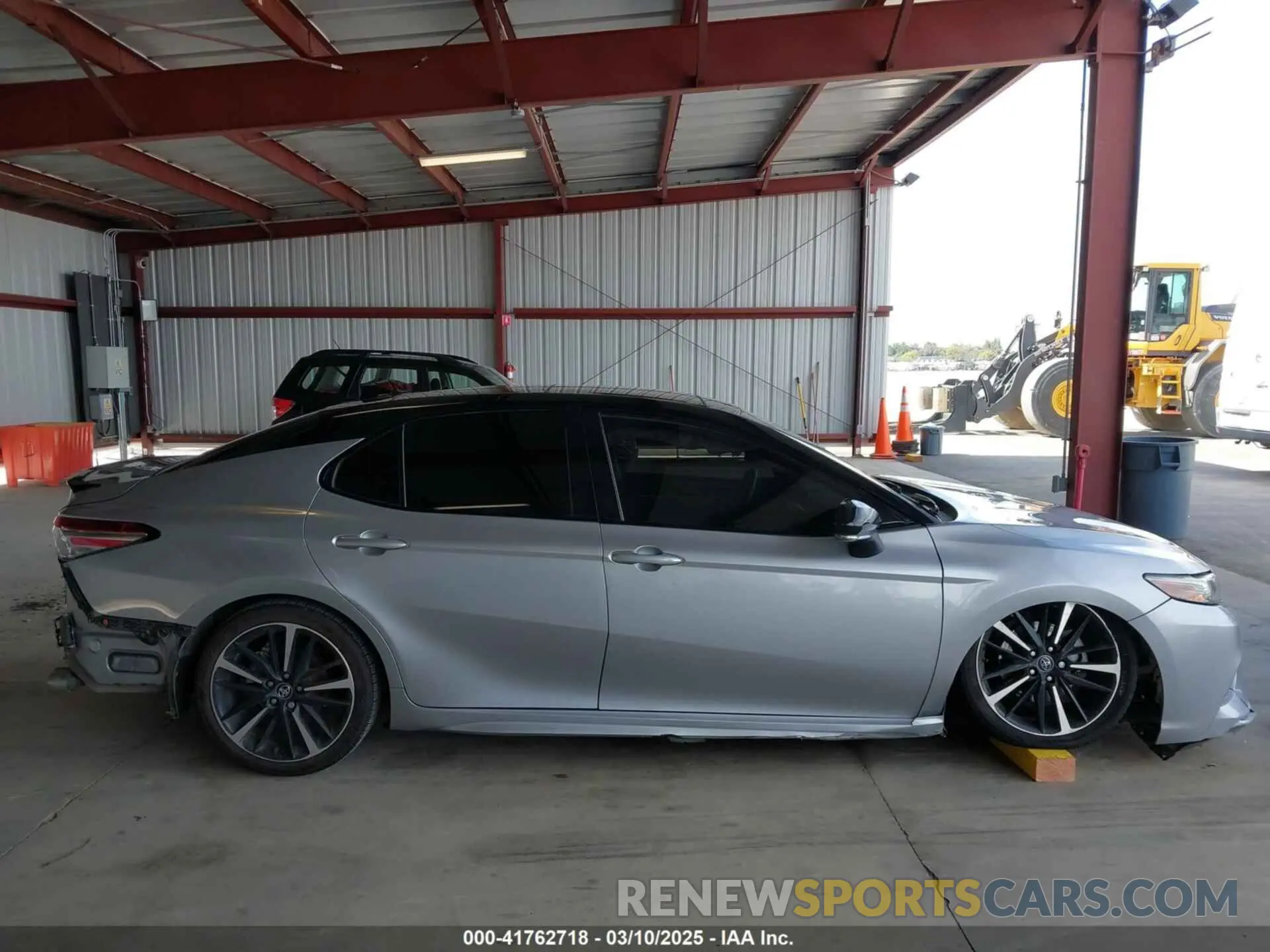 13 Фотография поврежденного автомобиля 4T1B61HK0KU187122 TOYOTA CAMRY 2019