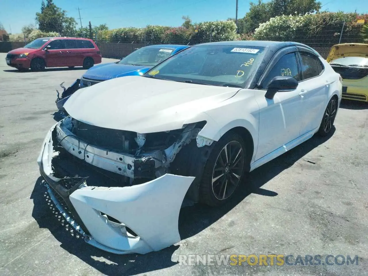 2 Фотография поврежденного автомобиля 4T1B61HK0KU245794 TOYOTA CAMRY 2019