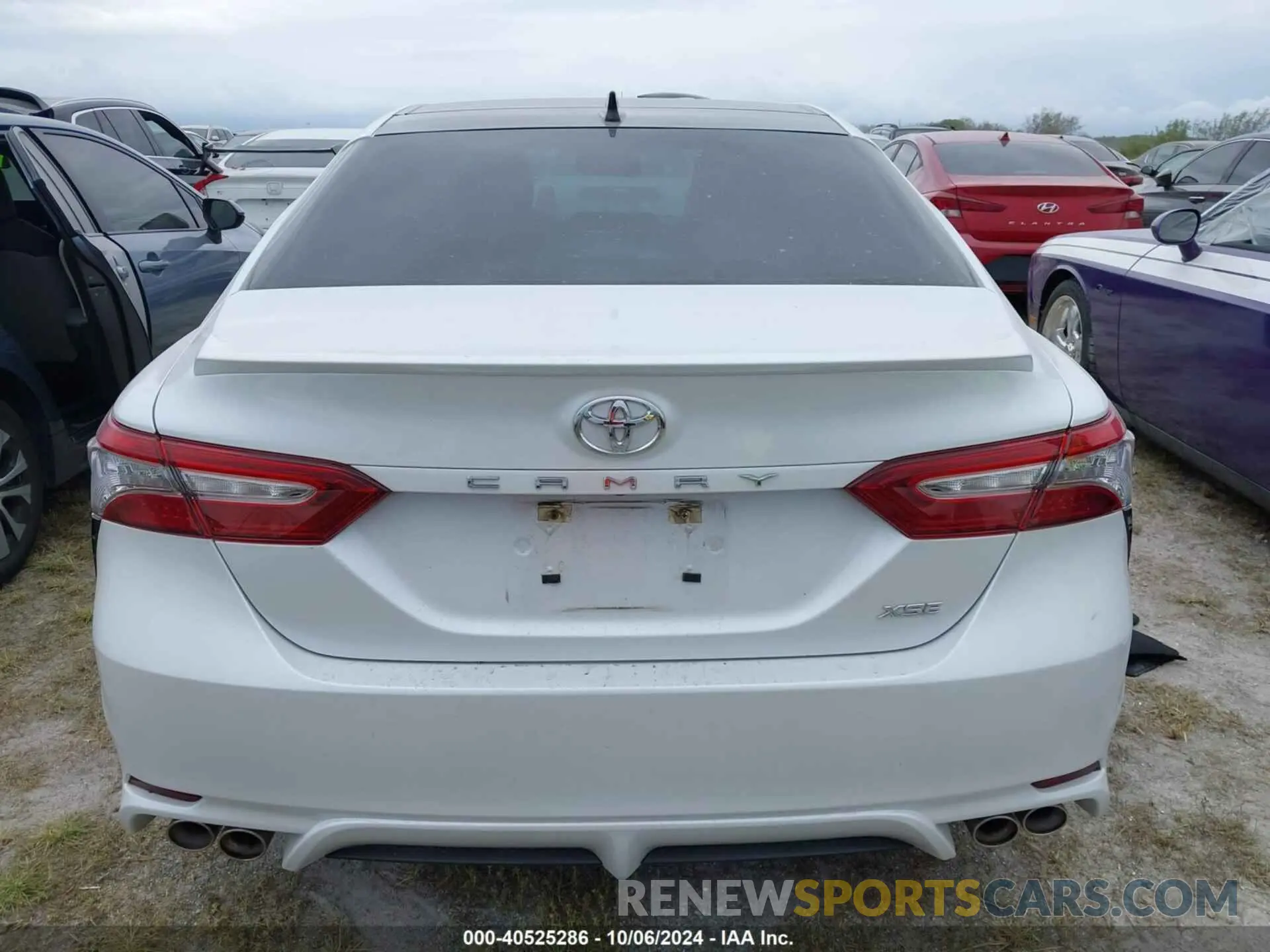 16 Фотография поврежденного автомобиля 4T1B61HK0KU703236 TOYOTA CAMRY 2019