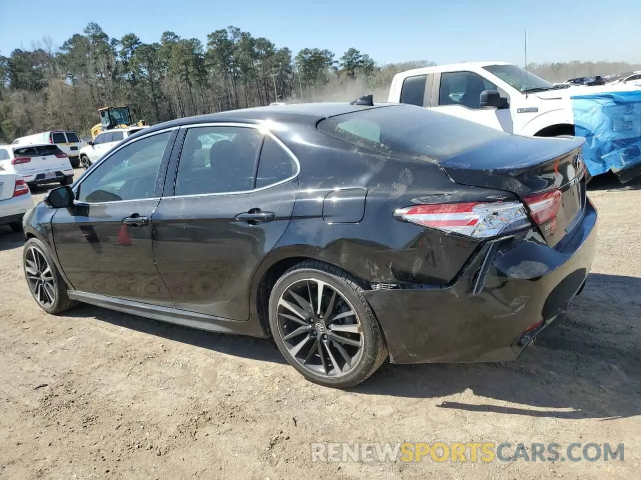 2 Photograph of a damaged car 4T1B61HK0KU770791 TOYOTA CAMRY 2019