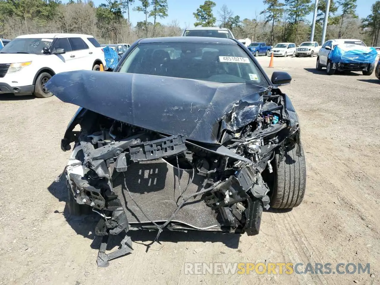 5 Photograph of a damaged car 4T1B61HK0KU770791 TOYOTA CAMRY 2019