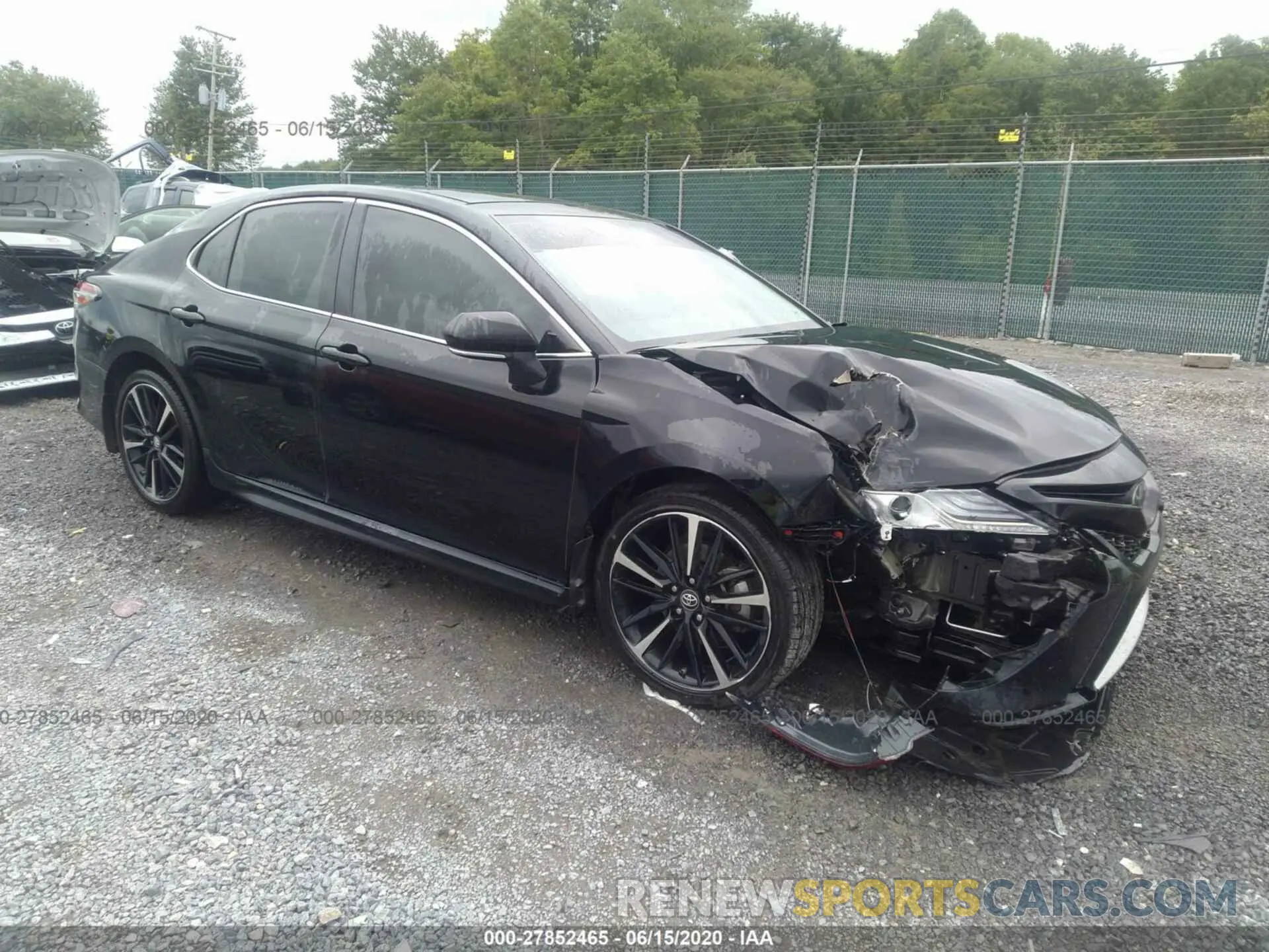 1 Photograph of a damaged car 4T1B61HK0KU816362 TOYOTA CAMRY 2019