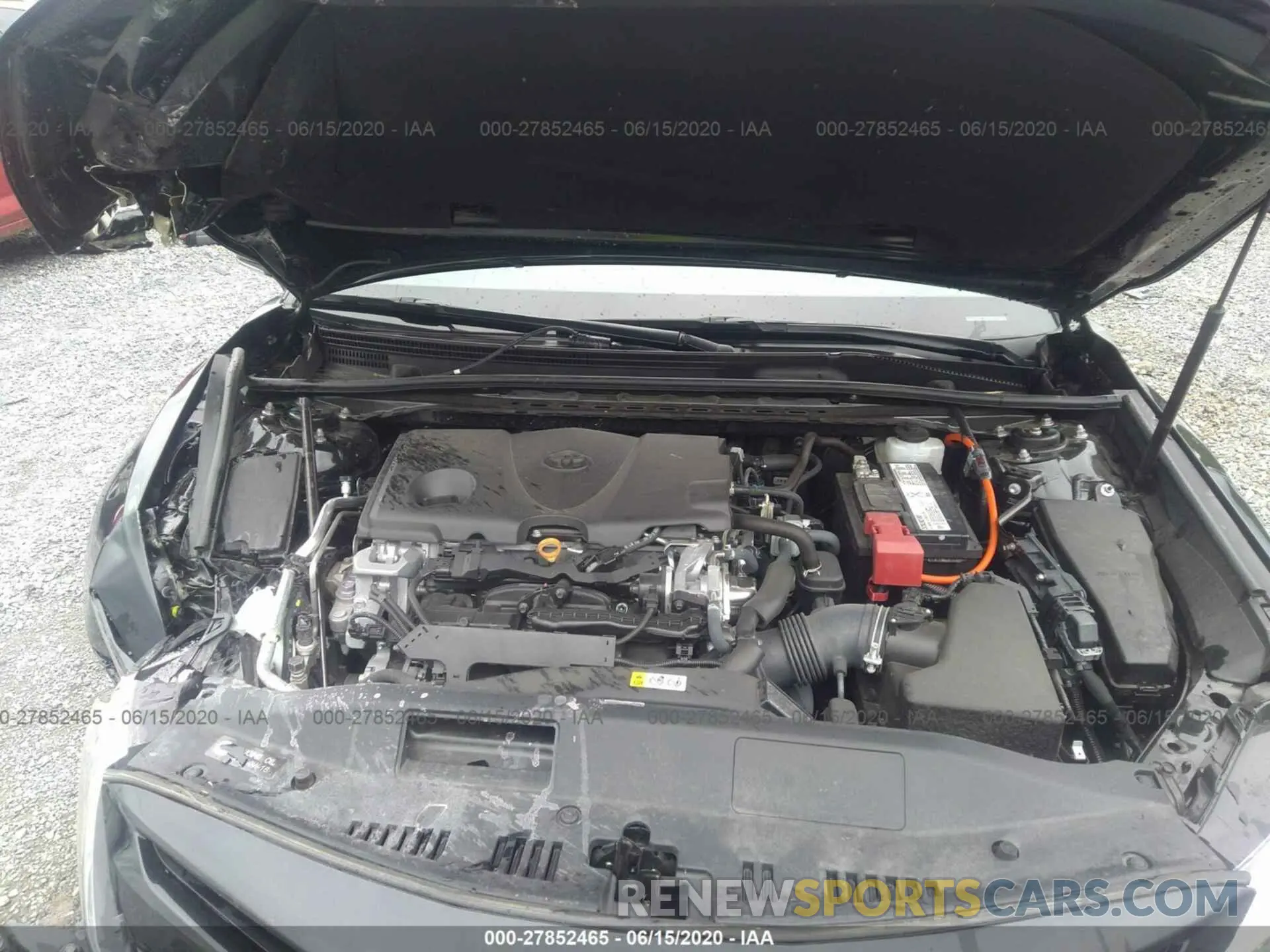 10 Photograph of a damaged car 4T1B61HK0KU816362 TOYOTA CAMRY 2019