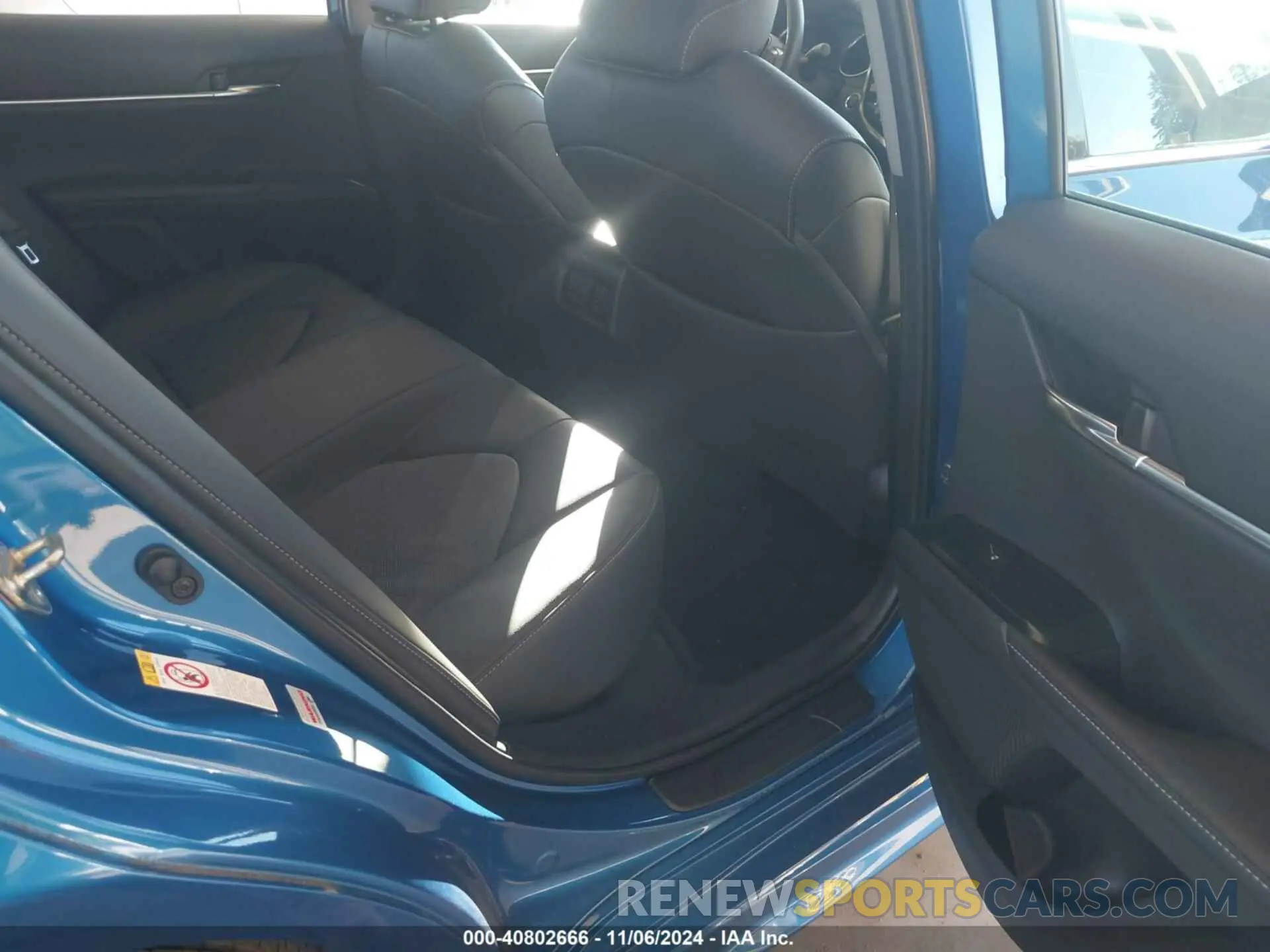 8 Фотография поврежденного автомобиля 4T1B61HK1KU213498 TOYOTA CAMRY 2019