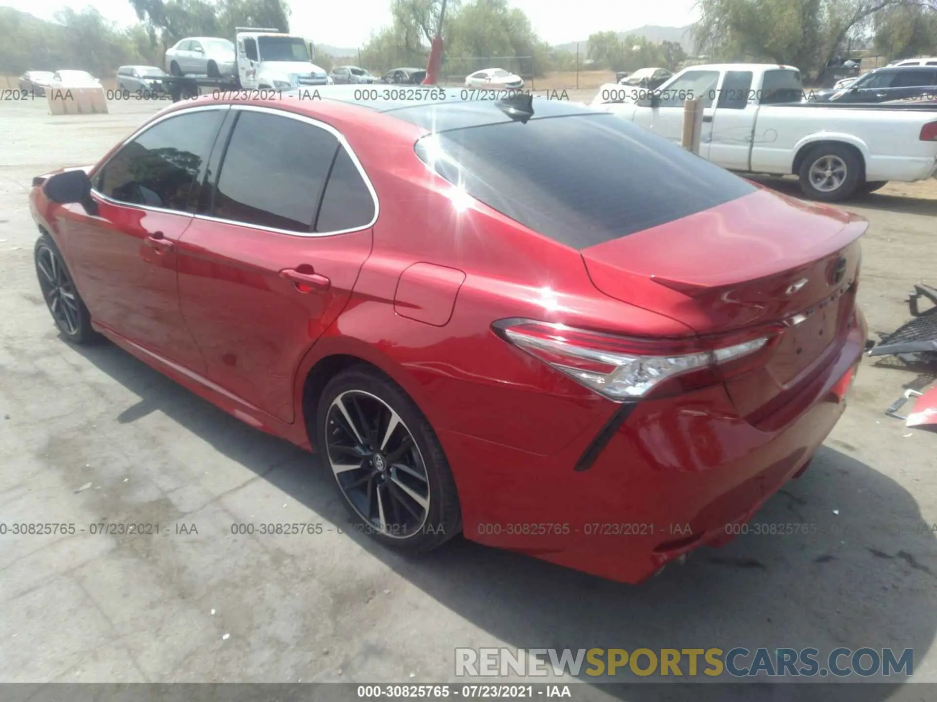 3 Photograph of a damaged car 4T1B61HK1KU214862 TOYOTA CAMRY 2019