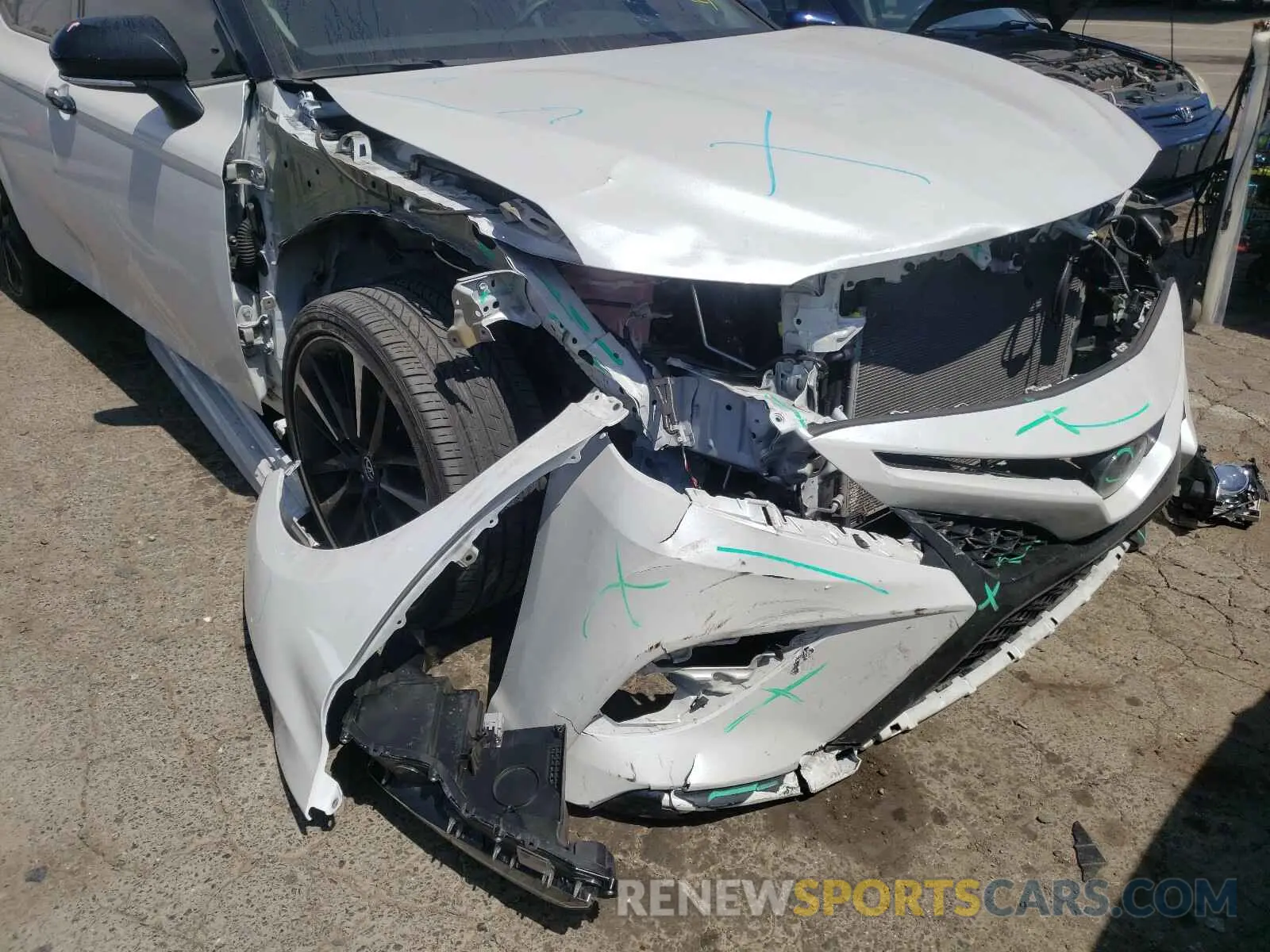 9 Фотография поврежденного автомобиля 4T1B61HK1KU230706 TOYOTA CAMRY 2019