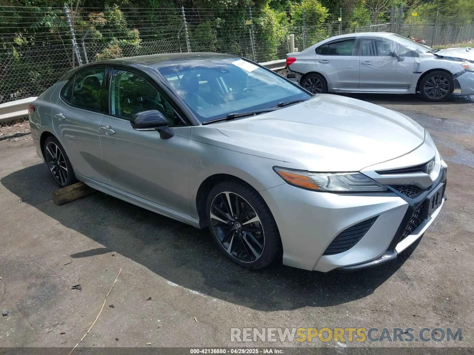 1 Фотография поврежденного автомобиля 4T1B61HK1KU292185 TOYOTA CAMRY 2019