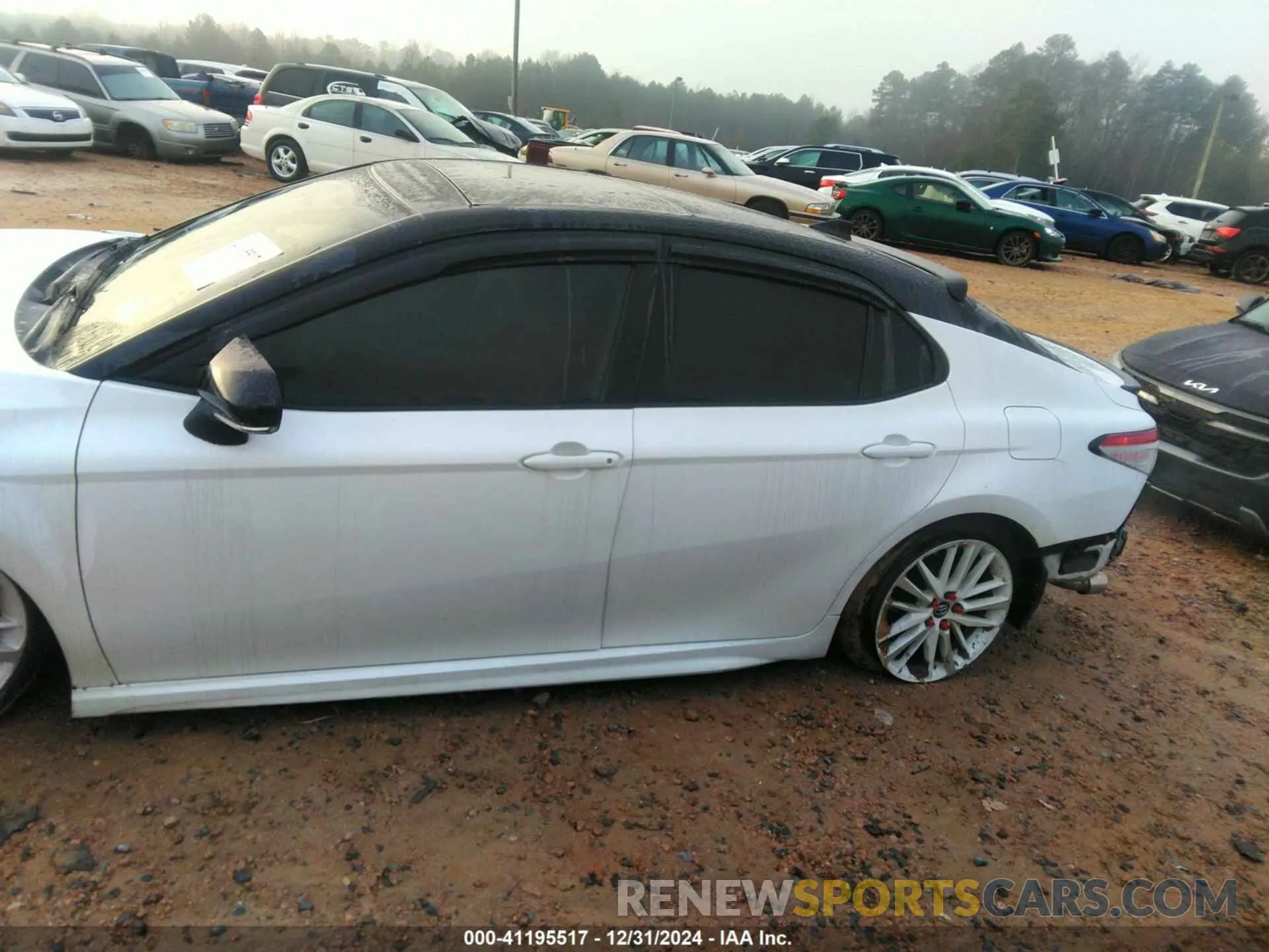15 Фотография поврежденного автомобиля 4T1B61HK1KU294163 TOYOTA CAMRY 2019