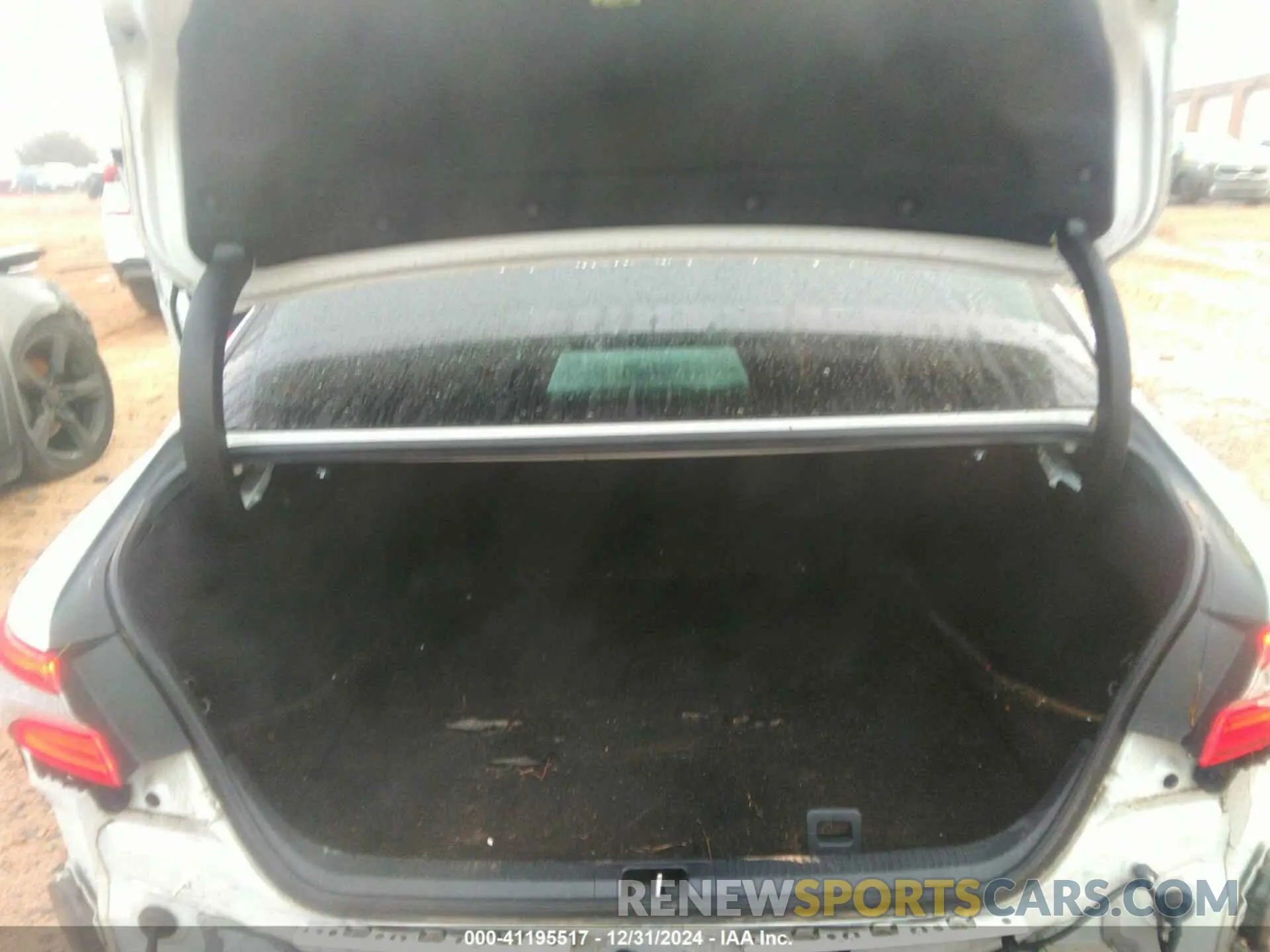 18 Фотография поврежденного автомобиля 4T1B61HK1KU294163 TOYOTA CAMRY 2019