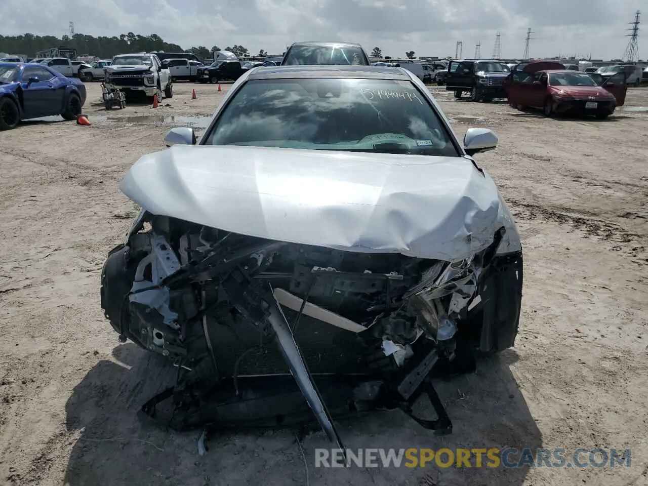 5 Photograph of a damaged car 4T1B61HK1KU707568 TOYOTA CAMRY 2019