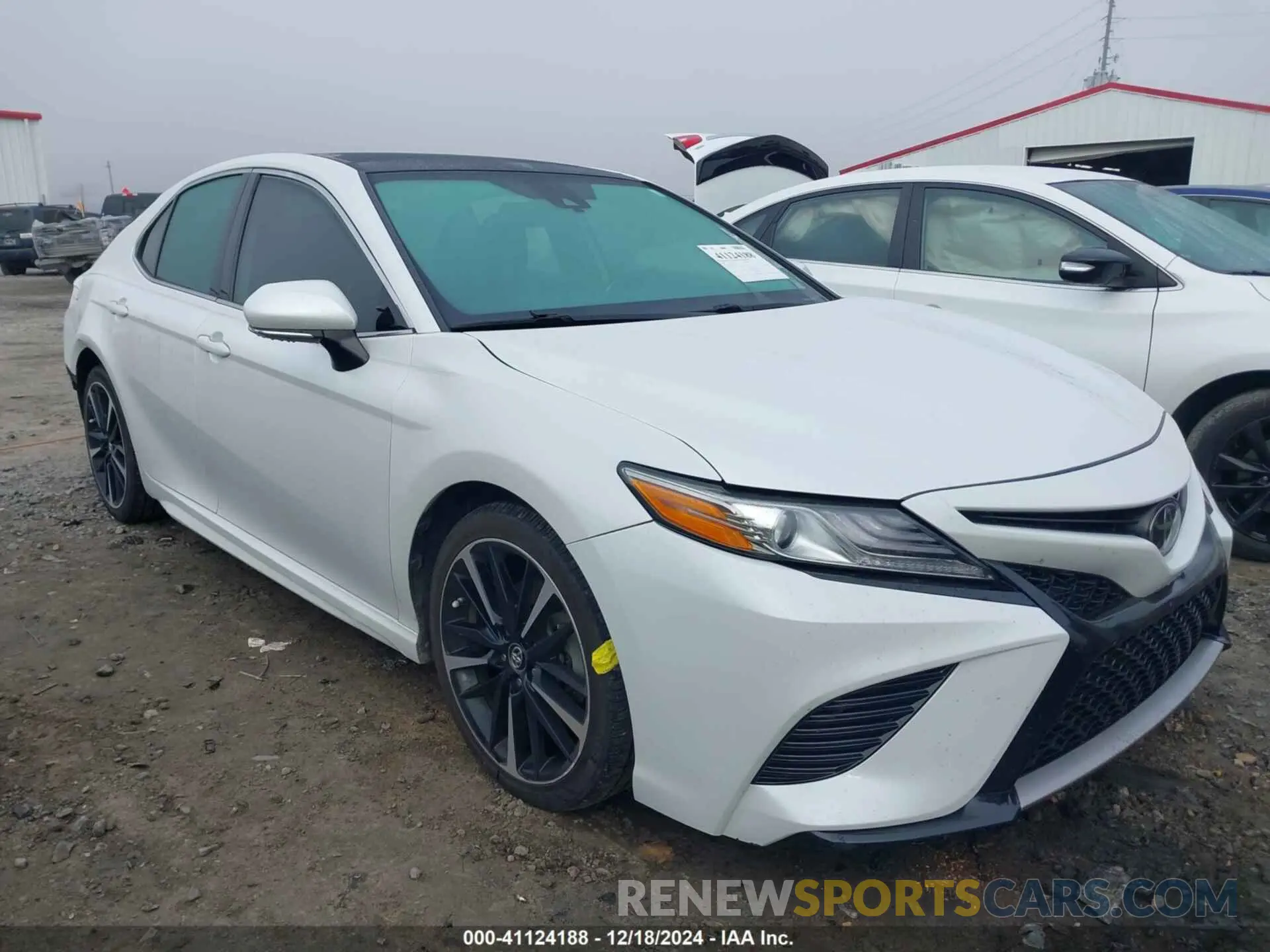 1 Фотография поврежденного автомобиля 4T1B61HK1KU707876 TOYOTA CAMRY 2019