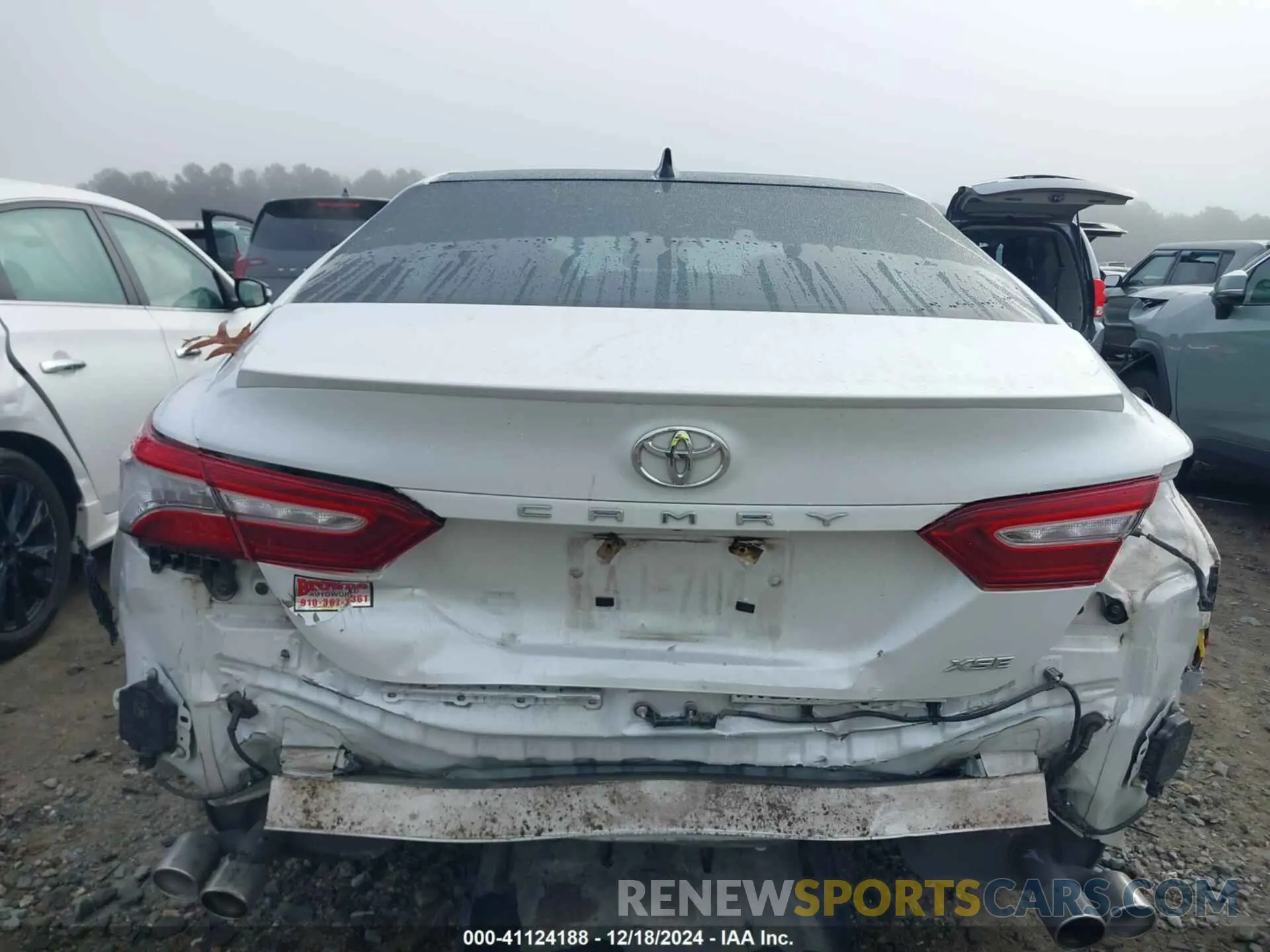17 Фотография поврежденного автомобиля 4T1B61HK1KU707876 TOYOTA CAMRY 2019