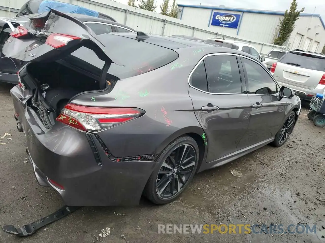 3 Фотография поврежденного автомобиля 4T1B61HK1KU735533 TOYOTA CAMRY 2019