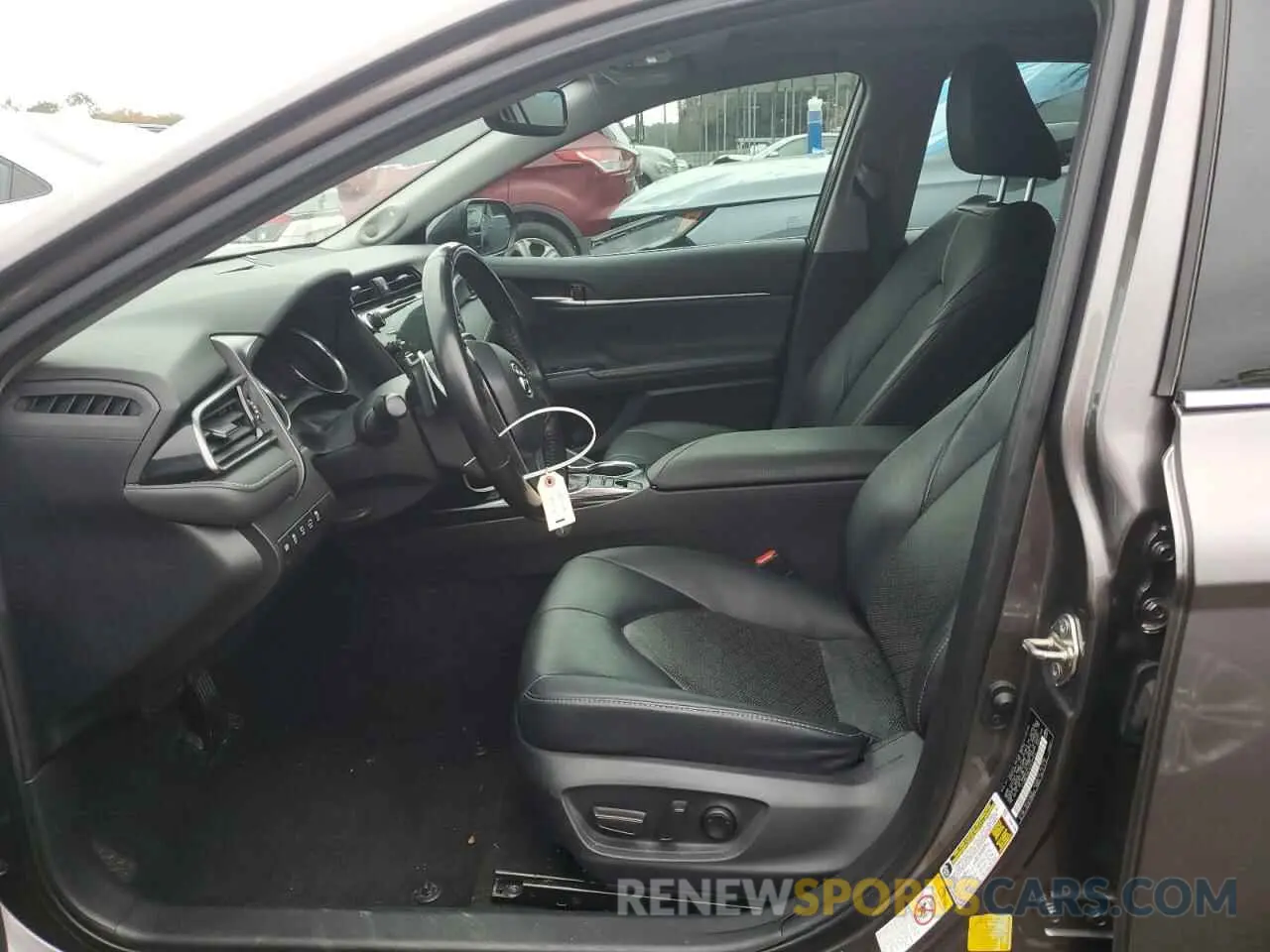 7 Фотография поврежденного автомобиля 4T1B61HK1KU735533 TOYOTA CAMRY 2019