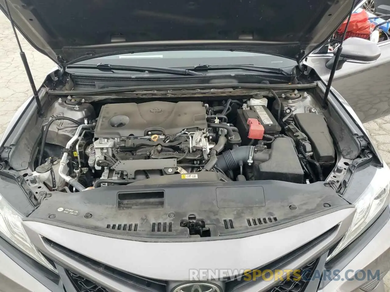 11 Photograph of a damaged car 4T1B61HK1KU849712 TOYOTA CAMRY 2019