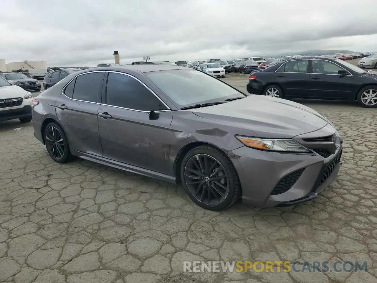 4 Photograph of a damaged car 4T1B61HK1KU849712 TOYOTA CAMRY 2019