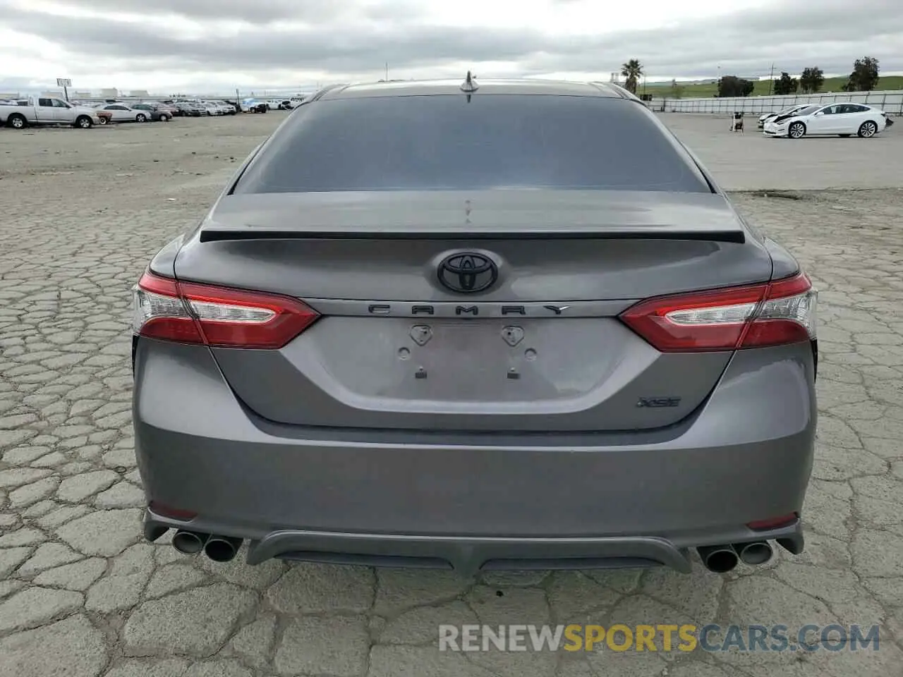 6 Photograph of a damaged car 4T1B61HK1KU849712 TOYOTA CAMRY 2019