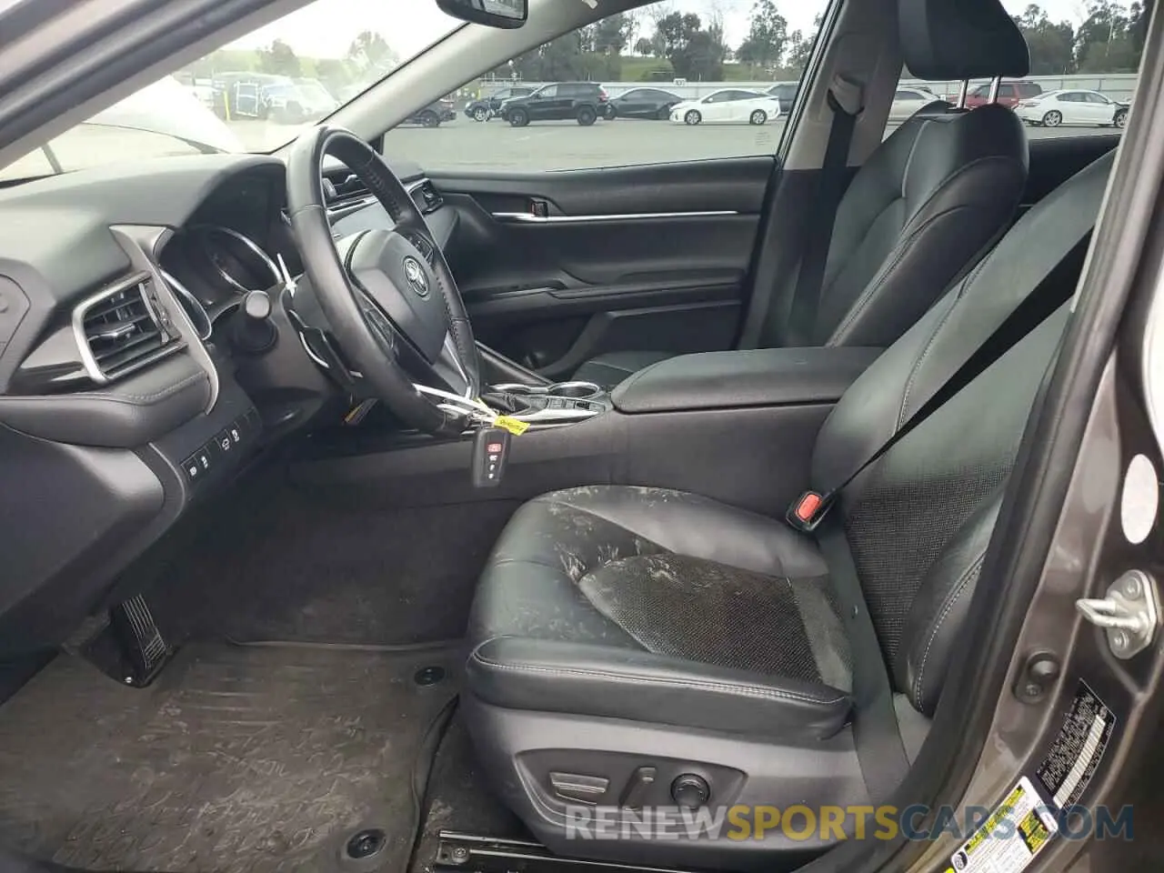 7 Photograph of a damaged car 4T1B61HK1KU849712 TOYOTA CAMRY 2019