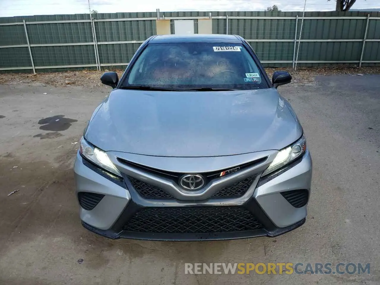 5 Photograph of a damaged car 4T1B61HK2KU172119 TOYOTA CAMRY 2019