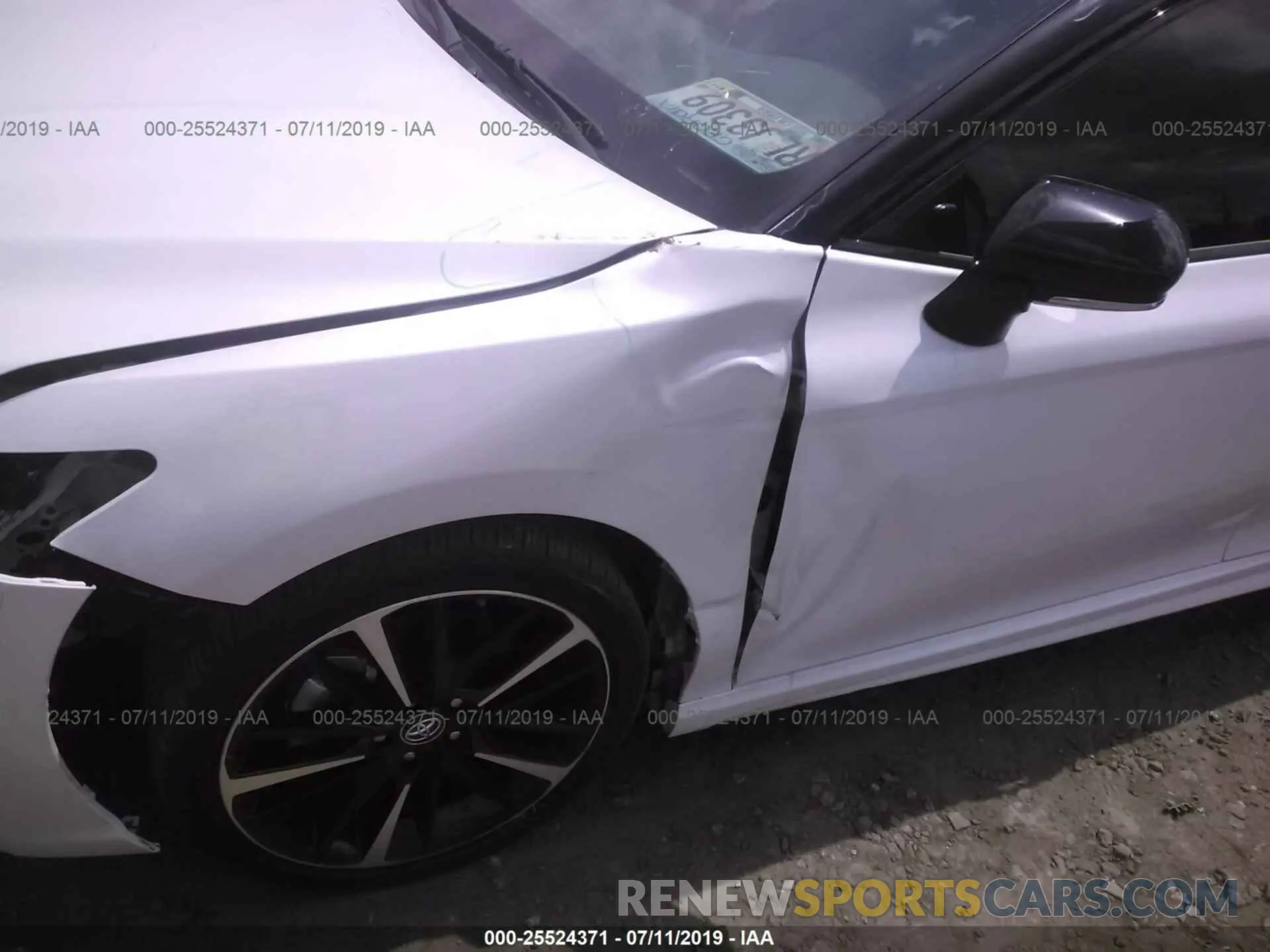6 Photograph of a damaged car 4T1B61HK2KU182973 TOYOTA CAMRY 2019