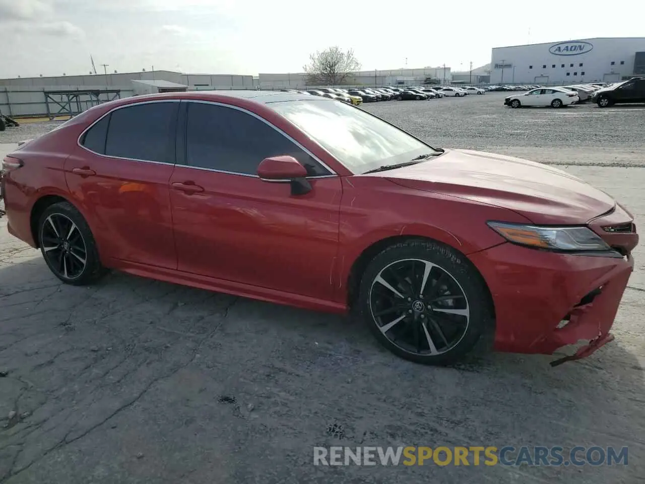 4 Photograph of a damaged car 4T1B61HK2KU183542 TOYOTA CAMRY 2019