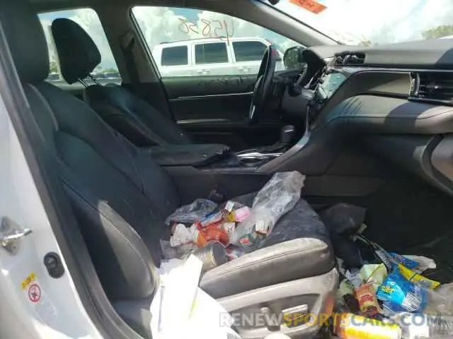5 Фотография поврежденного автомобиля 4T1B61HK2KU233808 TOYOTA CAMRY 2019