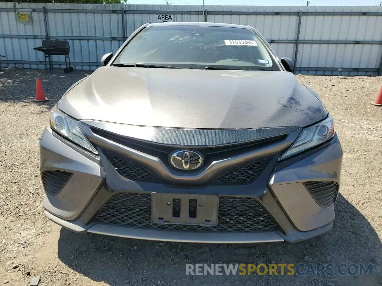 5 Photograph of a damaged car 4T1B61HK2KU735105 TOYOTA CAMRY 2019