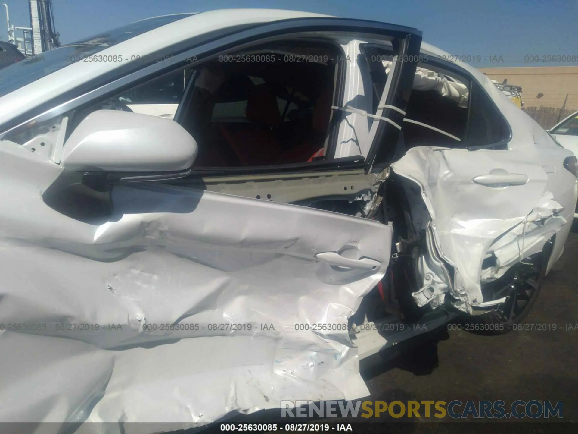 6 Photograph of a damaged car 4T1B61HK2KU735623 TOYOTA CAMRY 2019