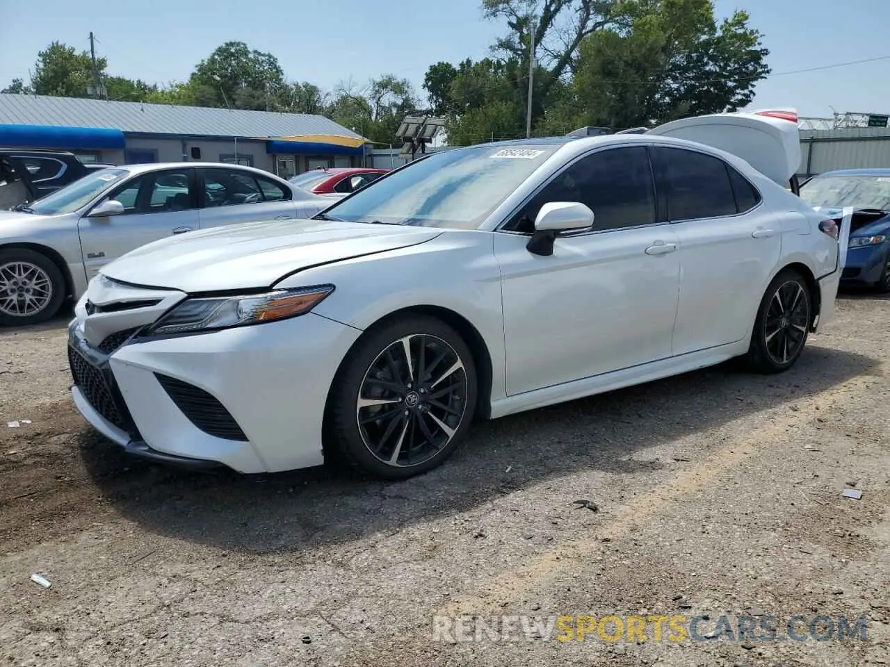 1 Photograph of a damaged car 4T1B61HK2KU736450 TOYOTA CAMRY 2019