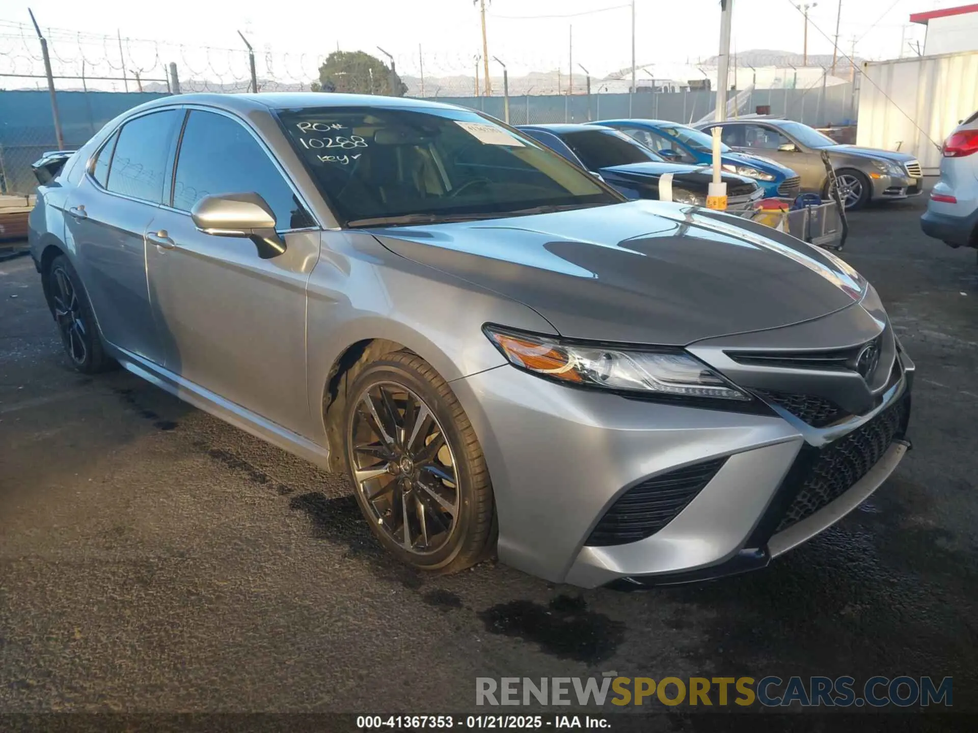 1 Photograph of a damaged car 4T1B61HK2KU808439 TOYOTA CAMRY 2019