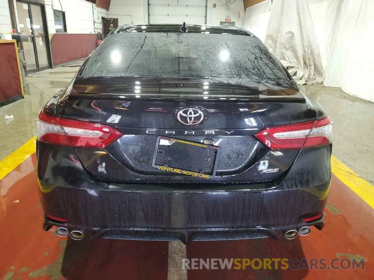 6 Photograph of a damaged car 4T1B61HK3KU169732 TOYOTA CAMRY 2019